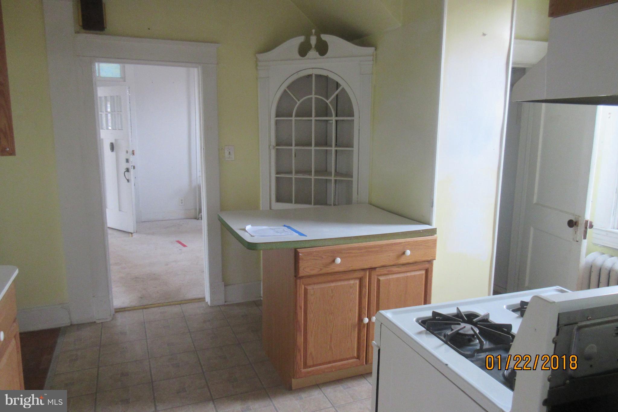 2218 Sulphur Spring Road Baltimore, MD 21227 - Photo 12 of 18 Interior (General)