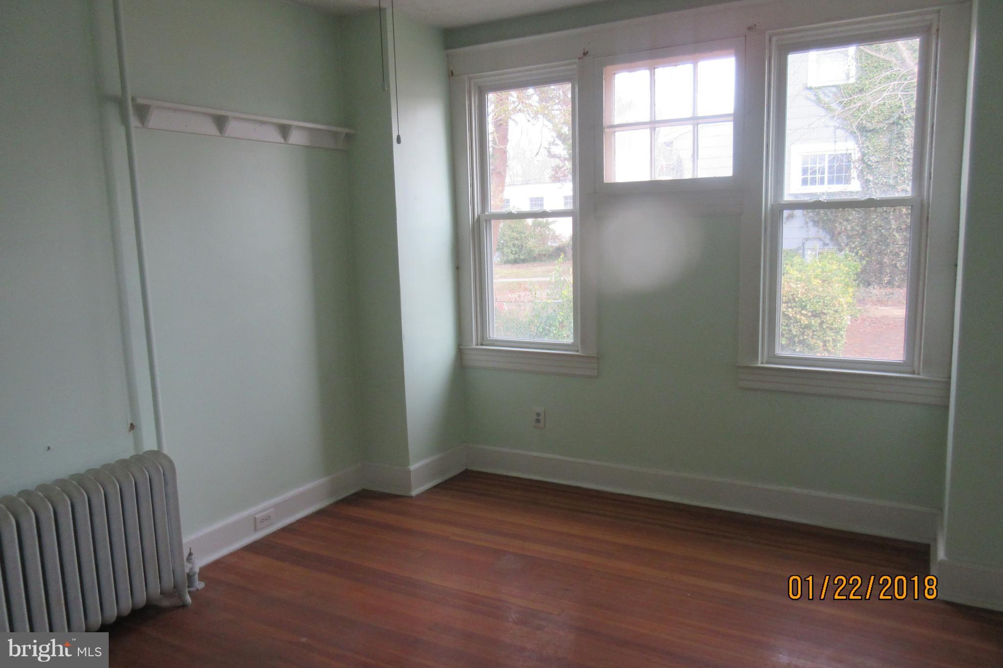2218 Sulphur Spring Road Baltimore, MD 21227 - Photo 15 of 18 Interior (General)