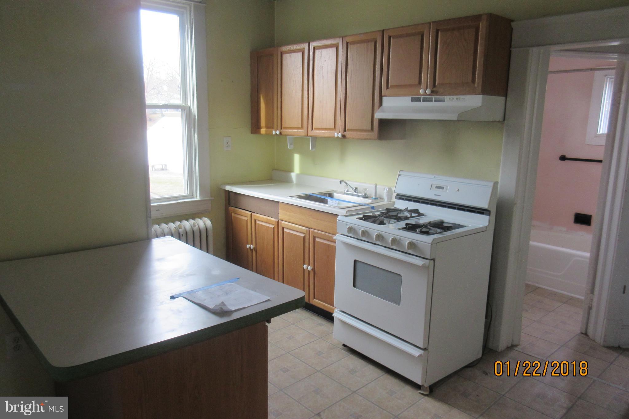 2218 Sulphur Spring Road Baltimore, MD 21227 - Photo 9 of 18 Kitchen