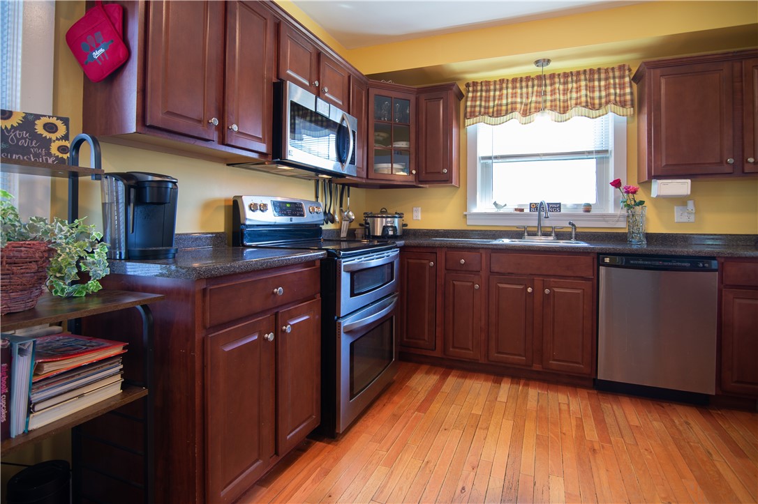 85 Conrad Street Woonsocket, RI 02895 - Photo 12 of 38
