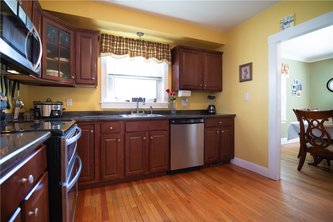 85 Conrad Street Woonsocket, RI 02895 - Photo 13 of 38