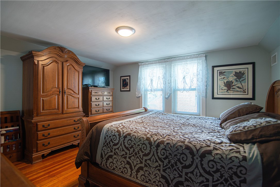 85 Conrad Street Woonsocket, RI 02895 - Photo 21 of 38