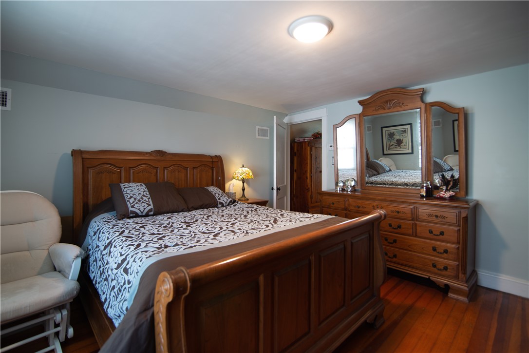 85 Conrad Street Woonsocket, RI 02895 - Photo 23 of 38