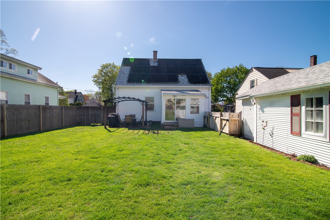 85 Conrad Street Woonsocket, RI 02895 - Photo 32 of 38