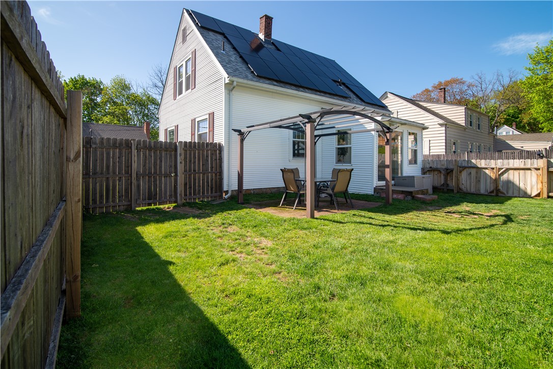 85 Conrad Street Woonsocket, RI 02895 - Photo 36 of 38