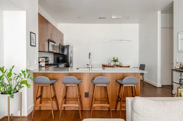 $670,000 | 3930 Bowser Avenue, Unit 11, Dallas, TX 75219