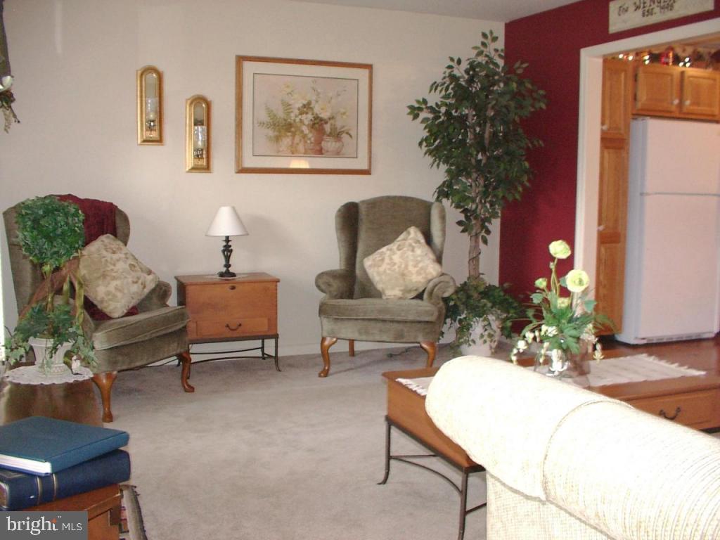 4 Barbara Lane Lititz, PA 17543 - Photo 4 of 13