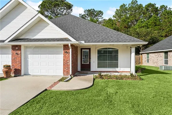 $179,900 | 160 South Gate Drive, Ponchatoula, LA 70454