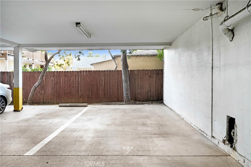 1637 East 5th Street, Unit 204 Long Beach, CA 90802 - Photo 27 of 29