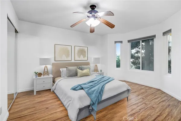 $2,700 | 1637 East 5th Street, Unit 204, Long Beach, CA 90802