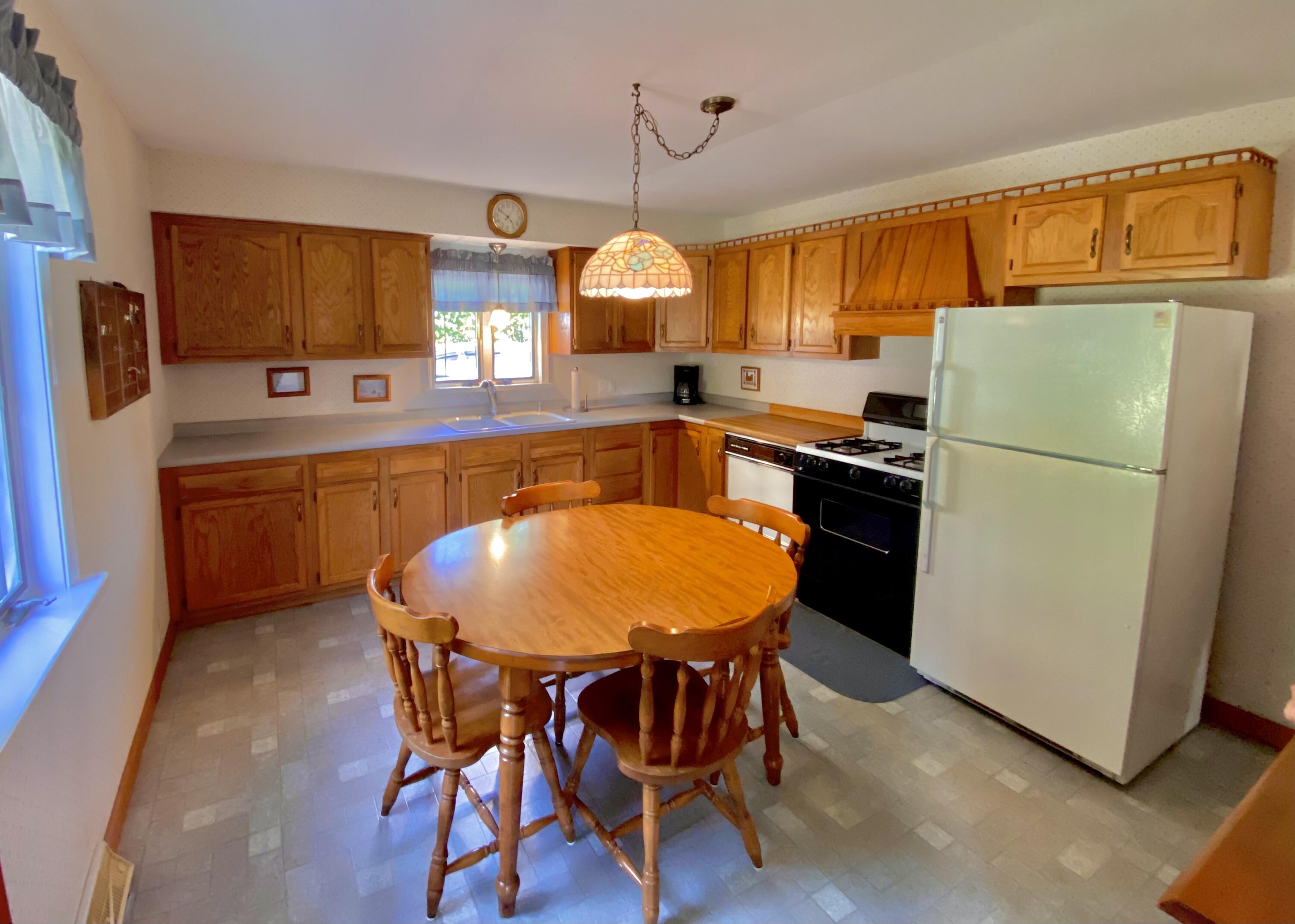 1782 East Pontaluna Road Spring Lake, MI 49456 - Photo 8 of 26 BC981FEA-6548-4907-BF64-C26EE1FD3F82