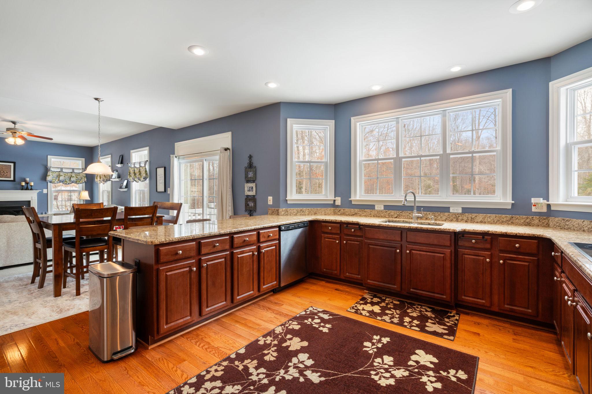 2816 Mountain View Road Stafford, VA 22556 - Photo 16 of 49 Stone countertops