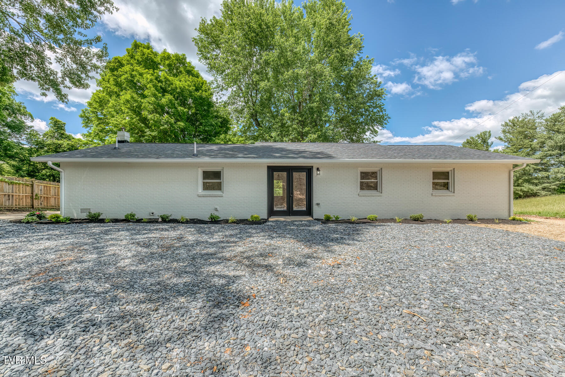 545 J A Hodge Road Piney Flats, TN 37686 - Photo 33 of 43 545 J A Hodge Rd-35