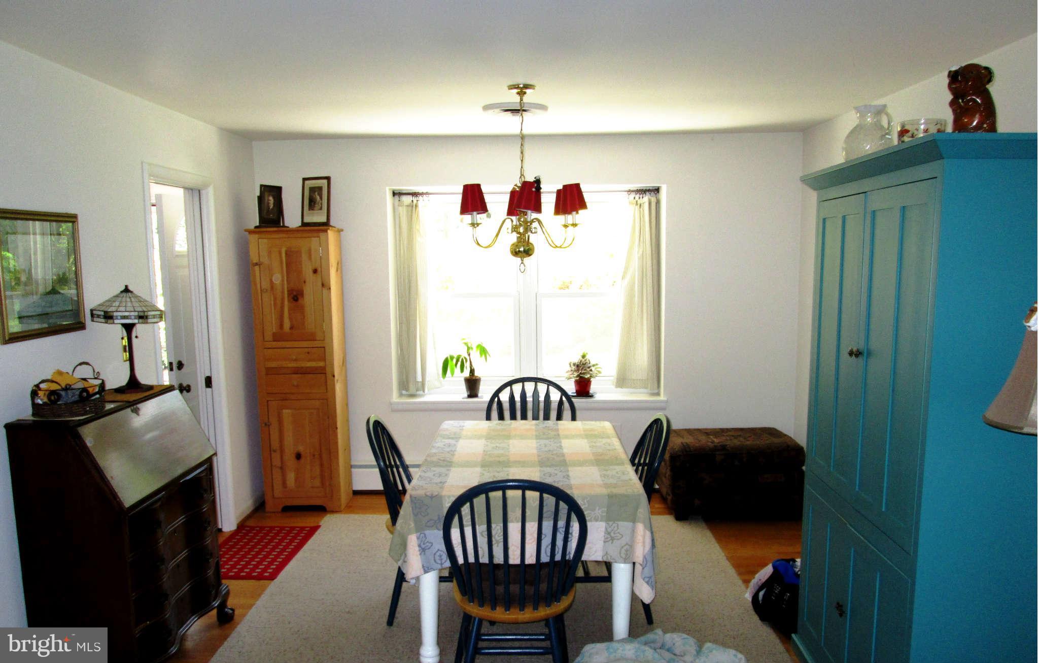 205 Gateswood Road Lutherville-Timonium, MD 21093 - Photo 5 of 28 Dining Room