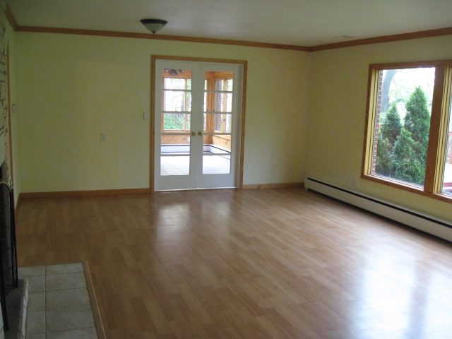 9140 North Picture Ridge Road Peoria, IL 61615 - Photo 5 of 16 Gallery Image 5