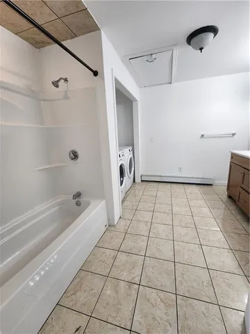 $2,100 | 181 Benefit Street, Pawtucket, RI 02861