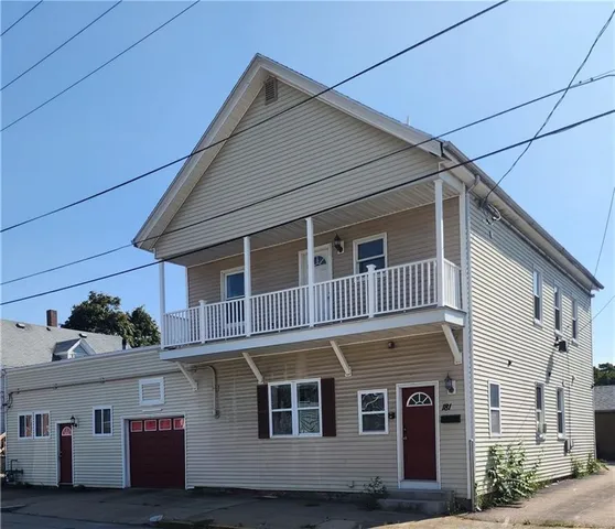 $2,100 | 181 Benefit Street, Pawtucket, RI 02861