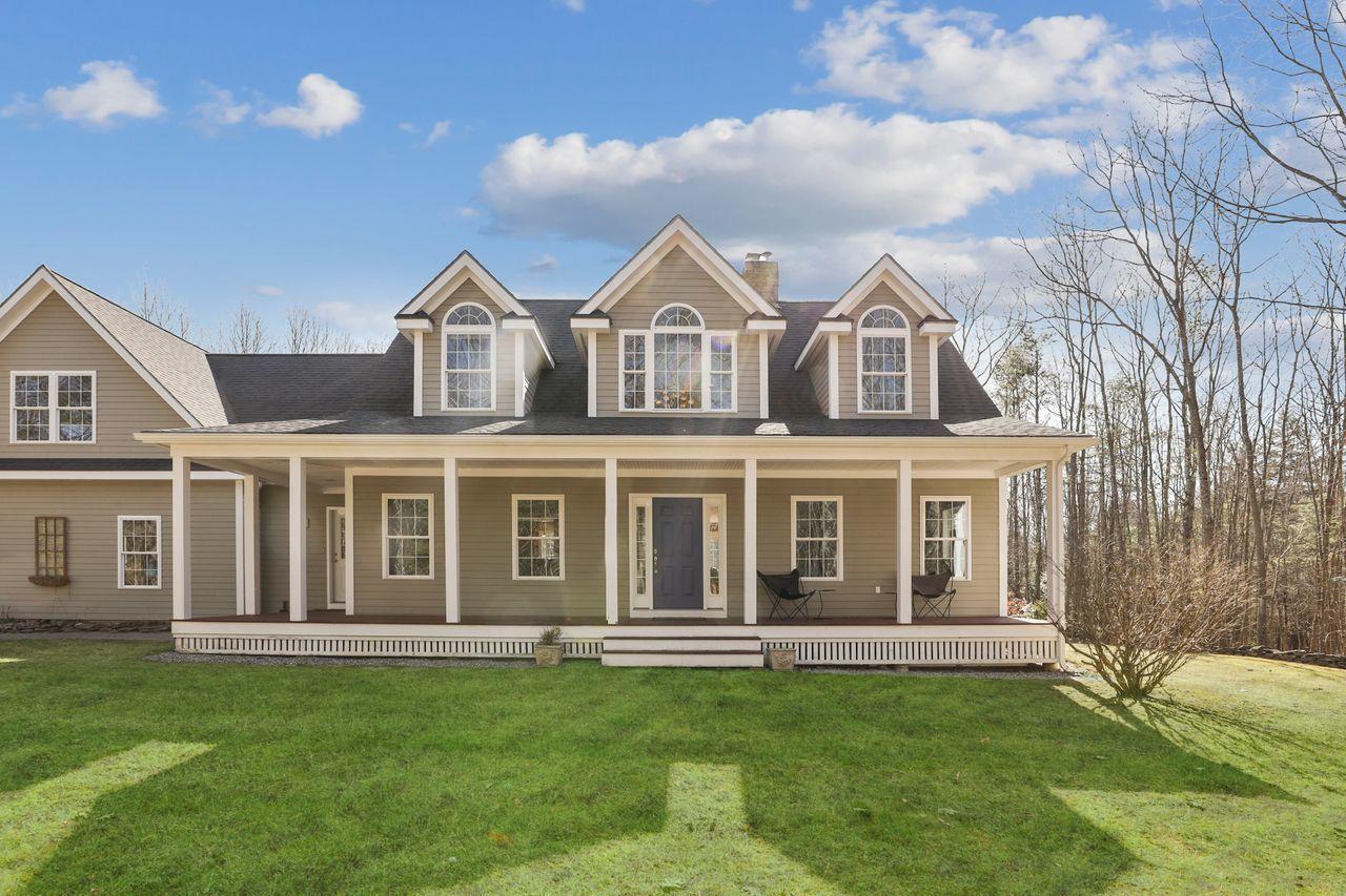 10 Acorn Ridge Road Freeport, ME 04032 - Photo 1 of 38 000-photo-8201764