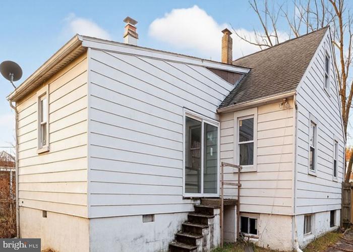 7430 School Lane Dundalk, MD 21222 - Photo 5 of 17