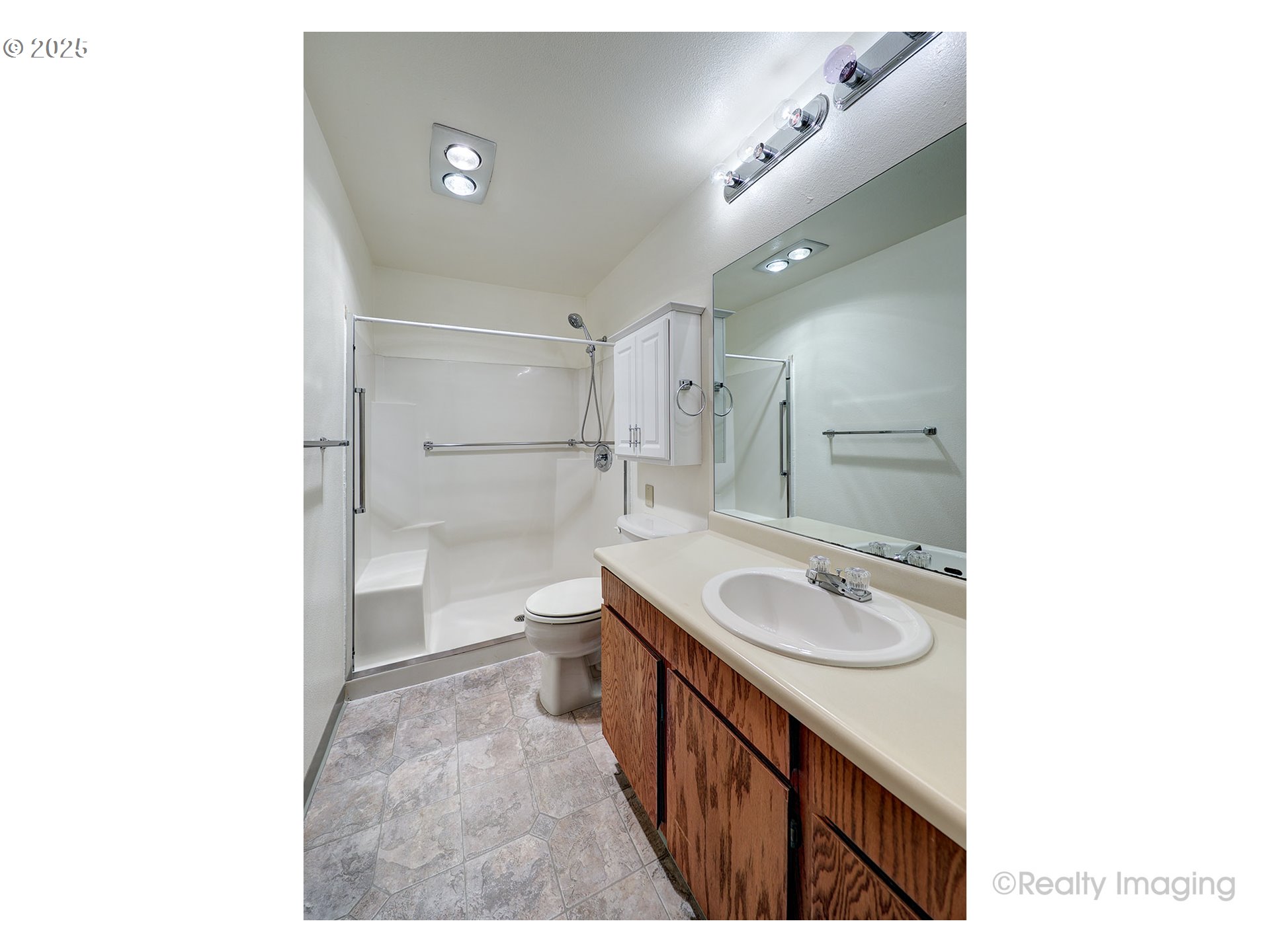 13775 Southwest Scholls Ferry Road, Unit 16 Beaverton, OR 97008 - Photo 15 of 42 Gallery Image 15