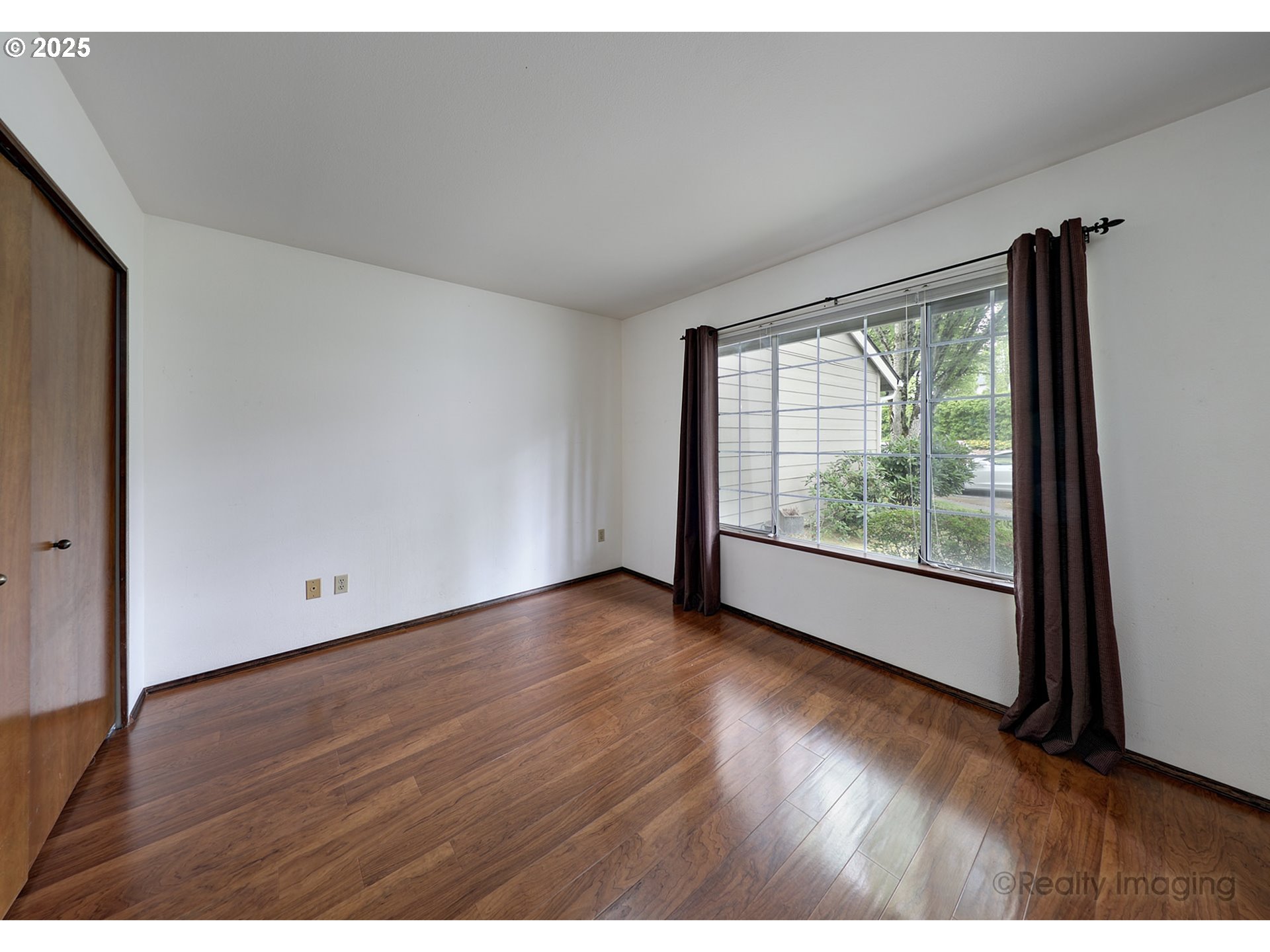13775 Southwest Scholls Ferry Road, Unit 16 Beaverton, OR 97008 - Photo 18 of 42 Gallery Image 18