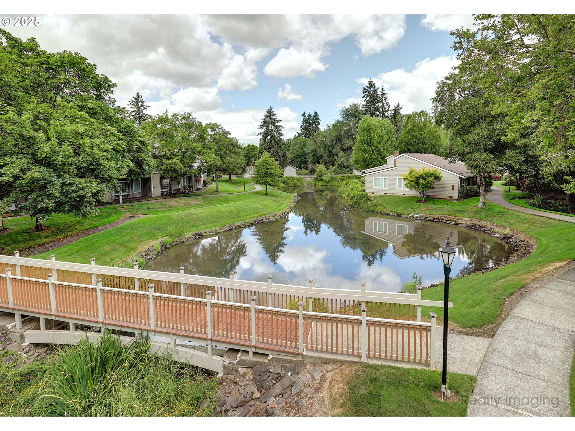13775 Southwest Scholls Ferry Road, Unit 16 Beaverton, OR 97008 - Photo 35 of 42 Gallery Image 35