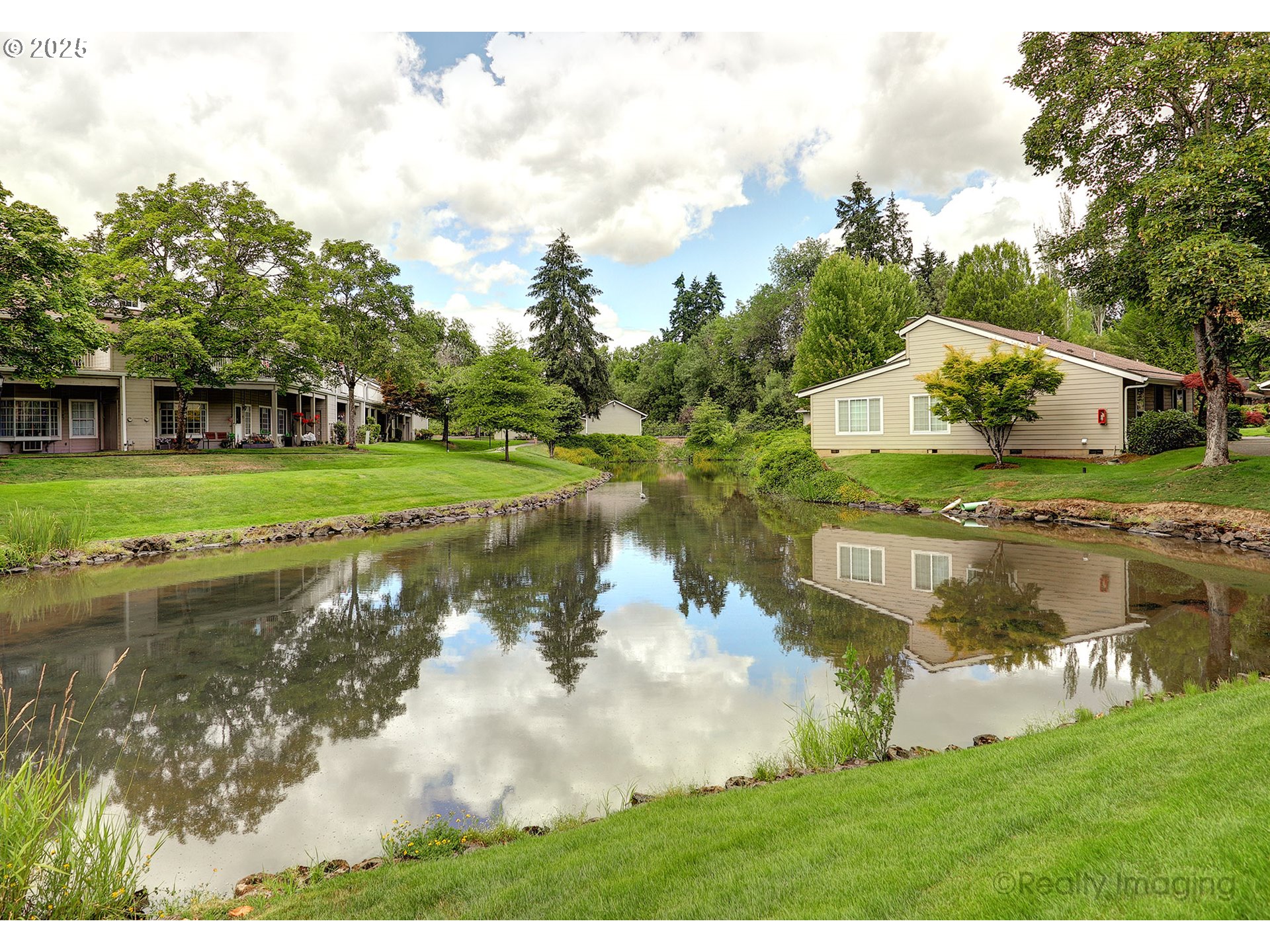 13775 Southwest Scholls Ferry Road, Unit 16 Beaverton, OR 97008 - Photo 36 of 42 Gallery Image 36