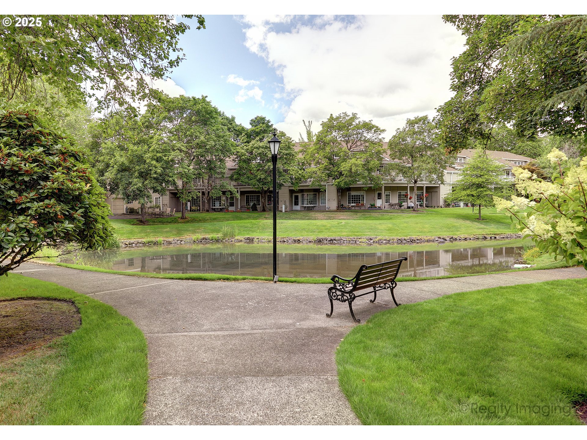 13775 Southwest Scholls Ferry Road, Unit 16 Beaverton, OR 97008 - Photo 38 of 42 Gallery Image 38