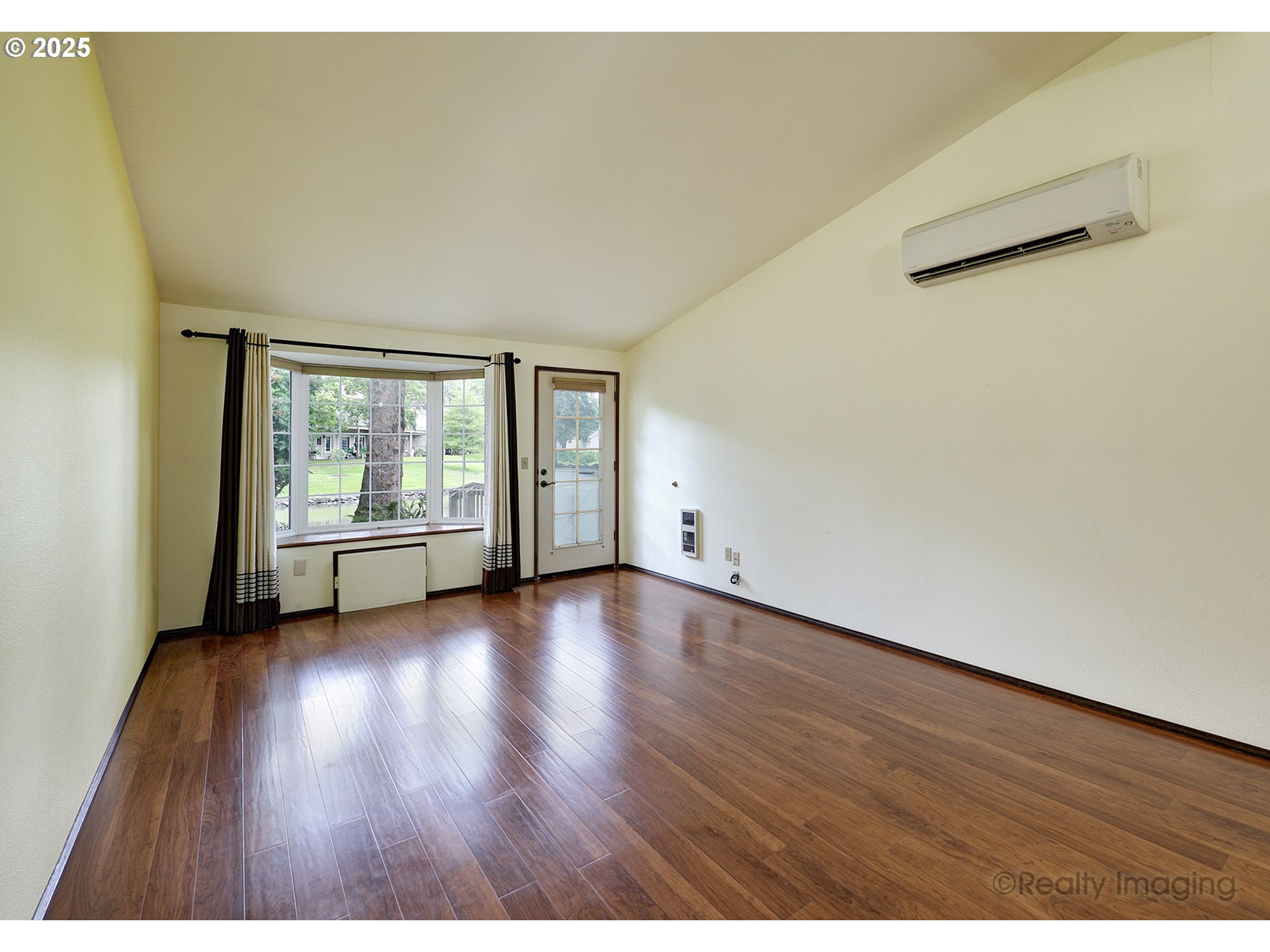 13775 Southwest Scholls Ferry Road, Unit 16 Beaverton, OR 97008 - Photo 6 of 42 Gallery Image 6