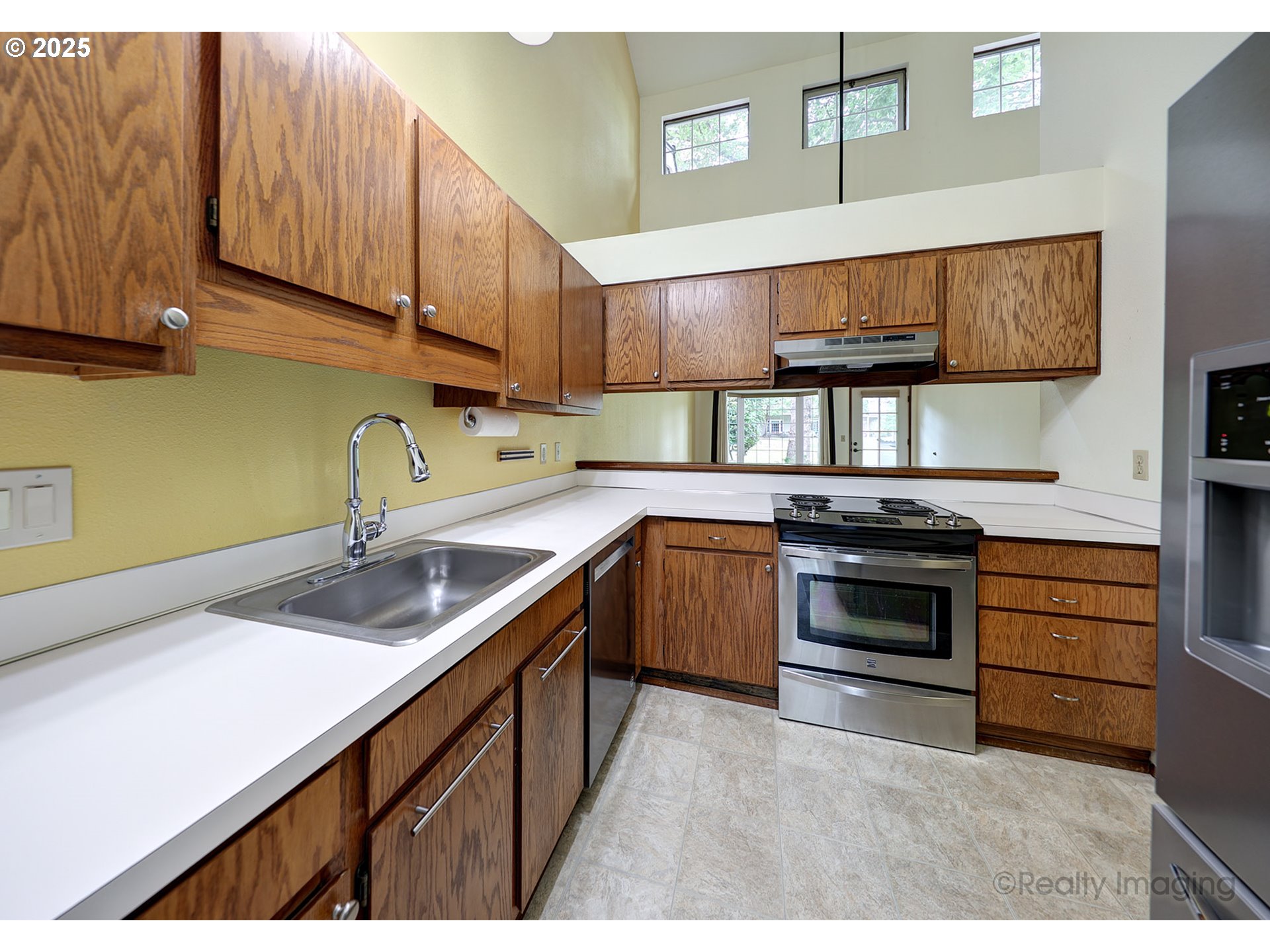 13775 Southwest Scholls Ferry Road, Unit 16 Beaverton, OR 97008 - Photo 10 of 42 Gallery Image 10