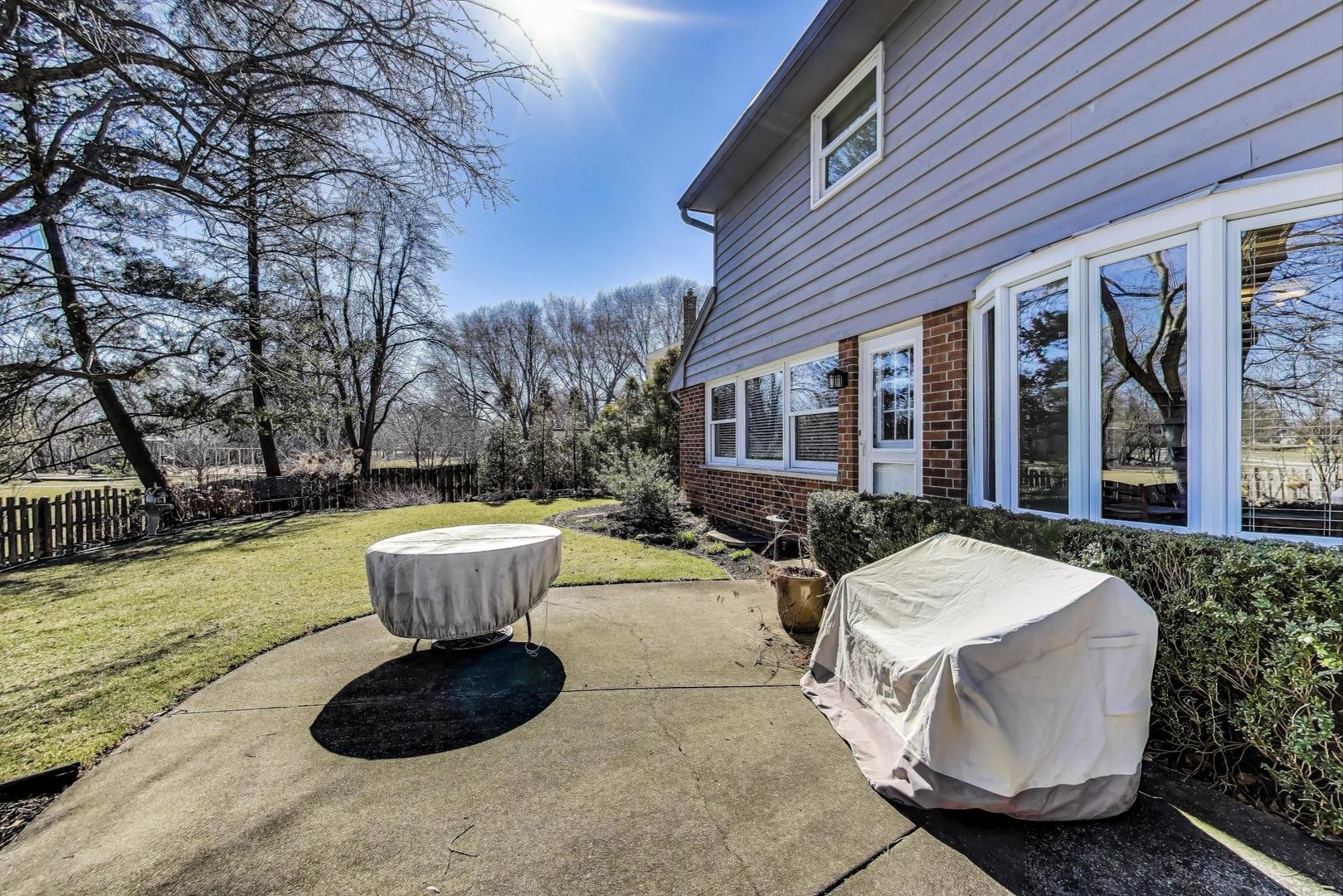 2207 North Brighton Place Arlington Heights, IL 60004 - Photo 30 of 37 a view of a house with backyard and sitting area