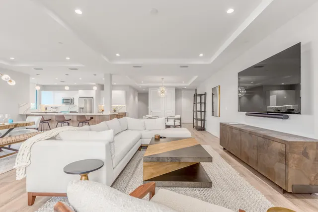 $18,000 | 41 Southwest Seminole Street, Unit 306, Stuart, FL 34994