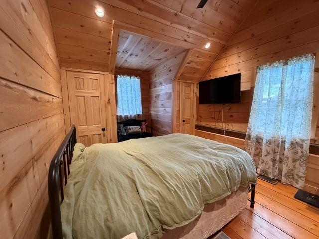 66 Downing Road Lunenburg, VT 05906 - Photo 23 of 43