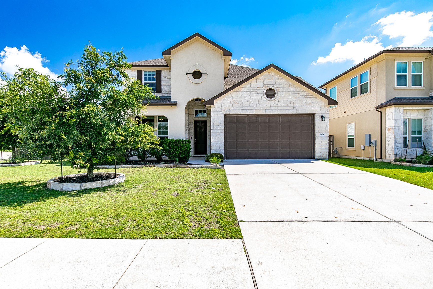9424 Kyles Stake Road Austin, TX 78717 - Photo 2 of 33