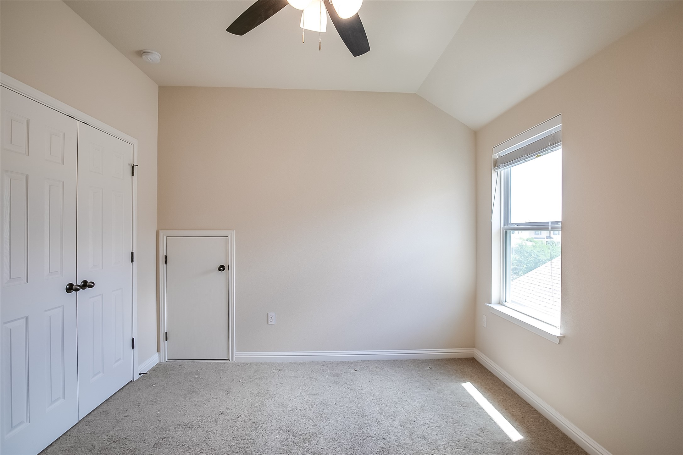 9424 Kyles Stake Road Austin, TX 78717 - Photo 28 of 33