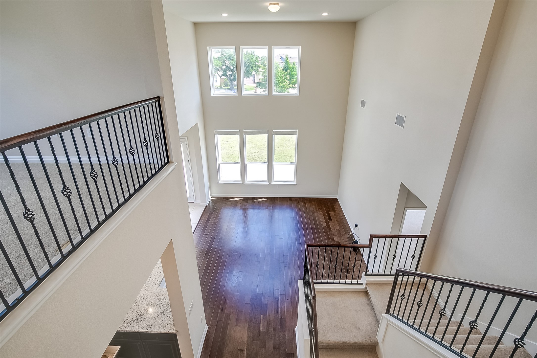 9424 Kyles Stake Road Austin, TX 78717 - Photo 5 of 33