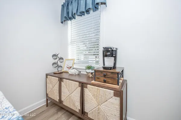 $2,300 | 114 Ethel Circle, Unit 17, Ocean Springs, MS 39564