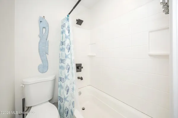 $2,300 | 114 Ethel Circle, Unit 17, Ocean Springs, MS 39564