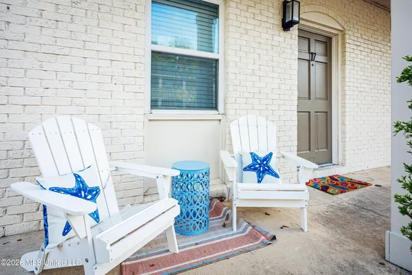 $2,300 | 114 Ethel Circle, Unit 17, Ocean Springs, MS 39564