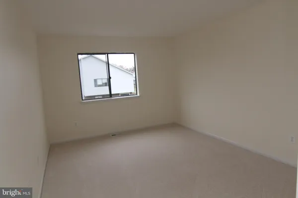 $2,000 | 9008 Sandalwood Drive, Unit B, Manassas, VA 20110