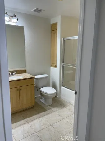 a view of entryway with front door