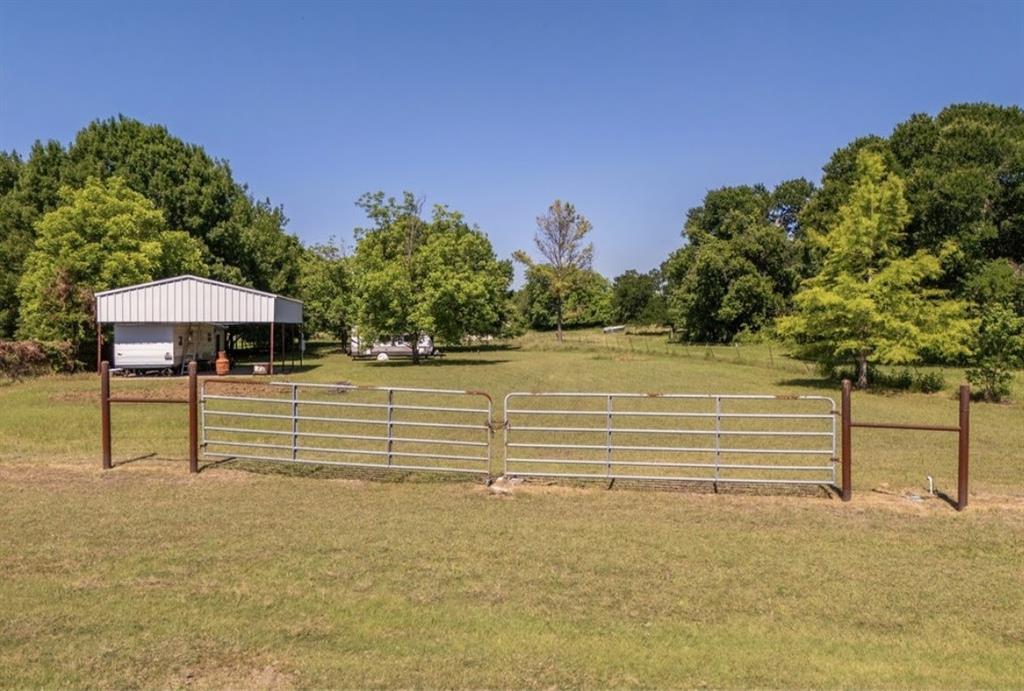 163 Fenn Road Blum, TX 76627 - Photo 1 of 8 a view of a terrace