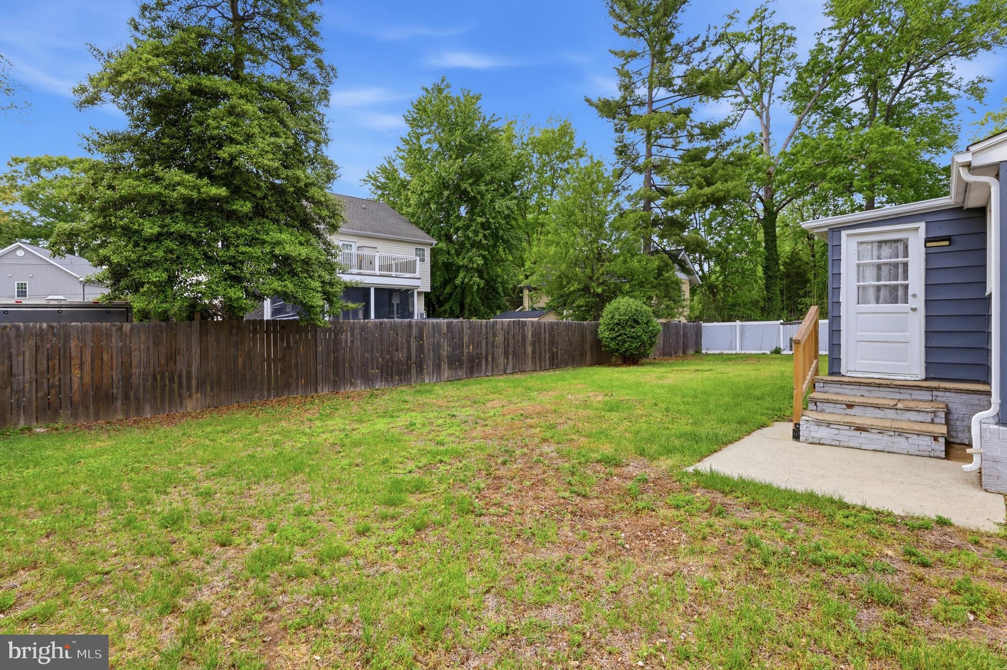 1816 Keymar Road Edgewater, MD 21037 - Photo 33 of 42 Fully fenced backyard