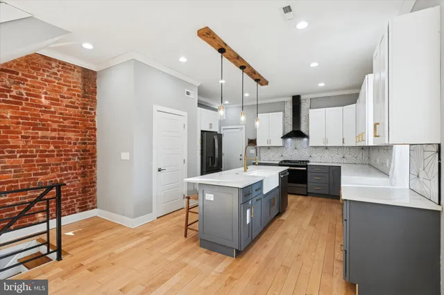 $3,650 | 1625 South 19th Street, Philadelphia, PA 19145