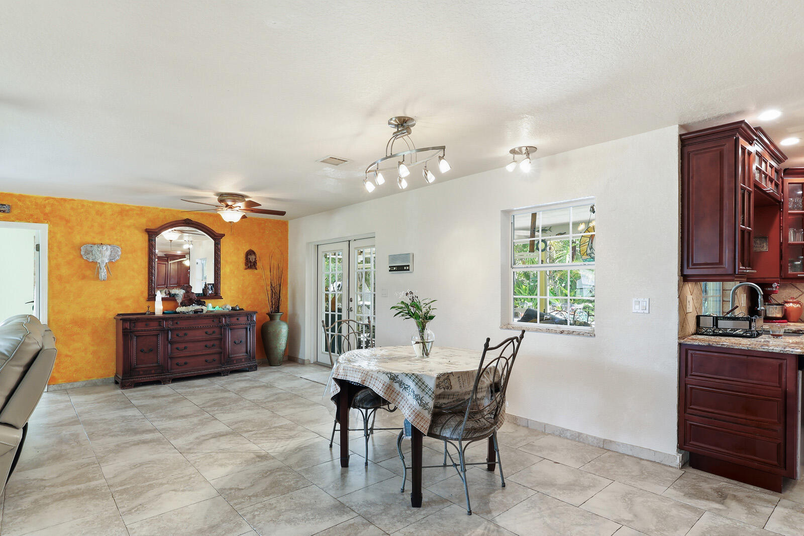 7137 St Andrews Road Lake Worth, FL 33467 - Photo 10 of 38 IMG_3793