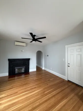 $3,100 | 6 Dana Street, Unit 1, Somerville, MA 02145