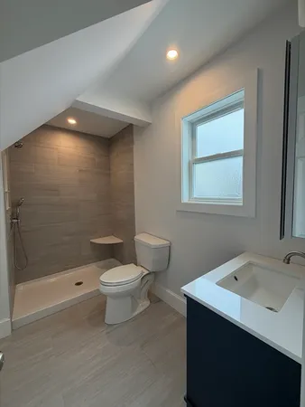 $3,100 | 6 Dana Street, Unit 1, Somerville, MA 02145