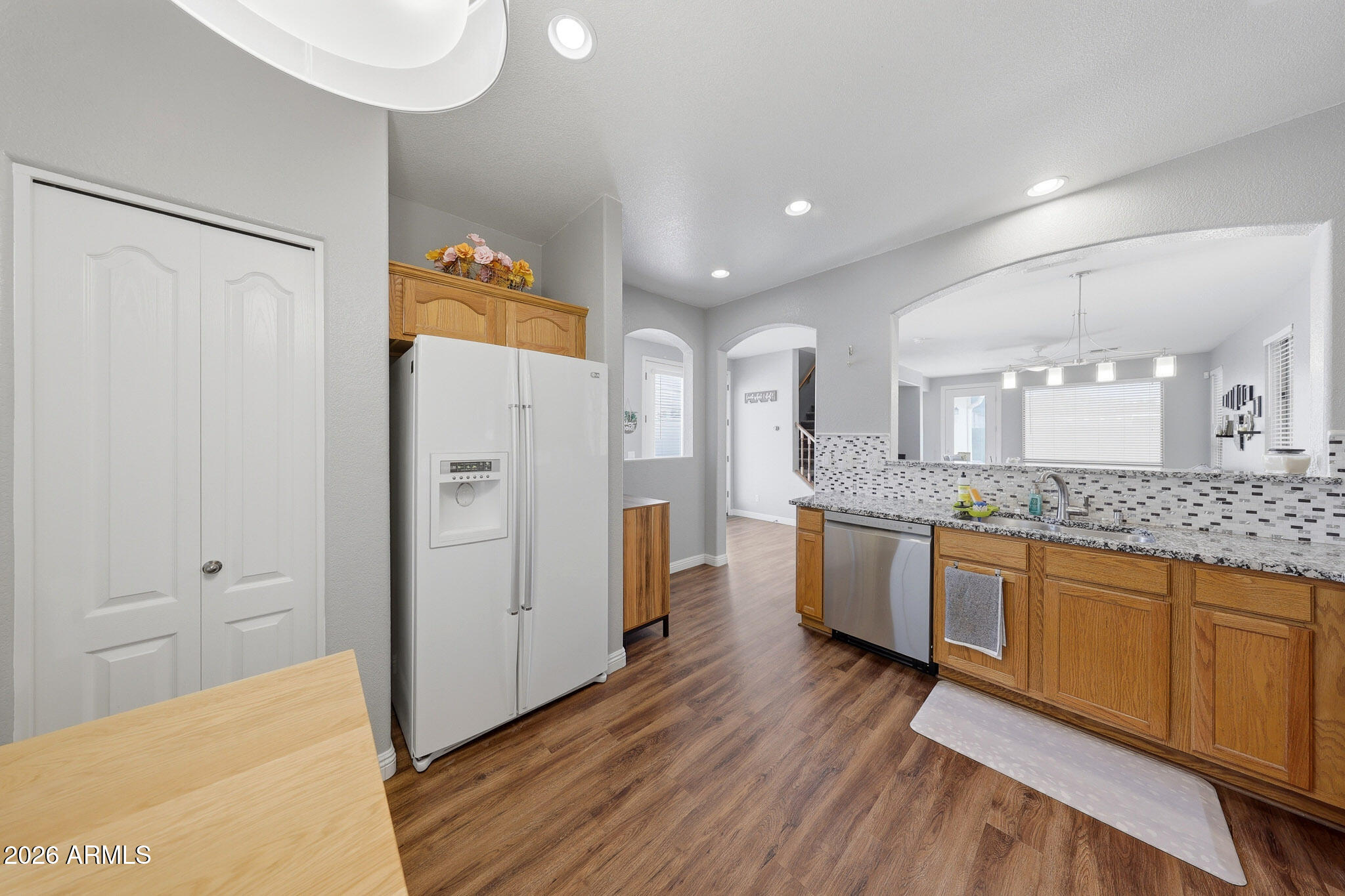 7413 South 19th Street Phoenix, AZ 85042 - Photo 9 of 31