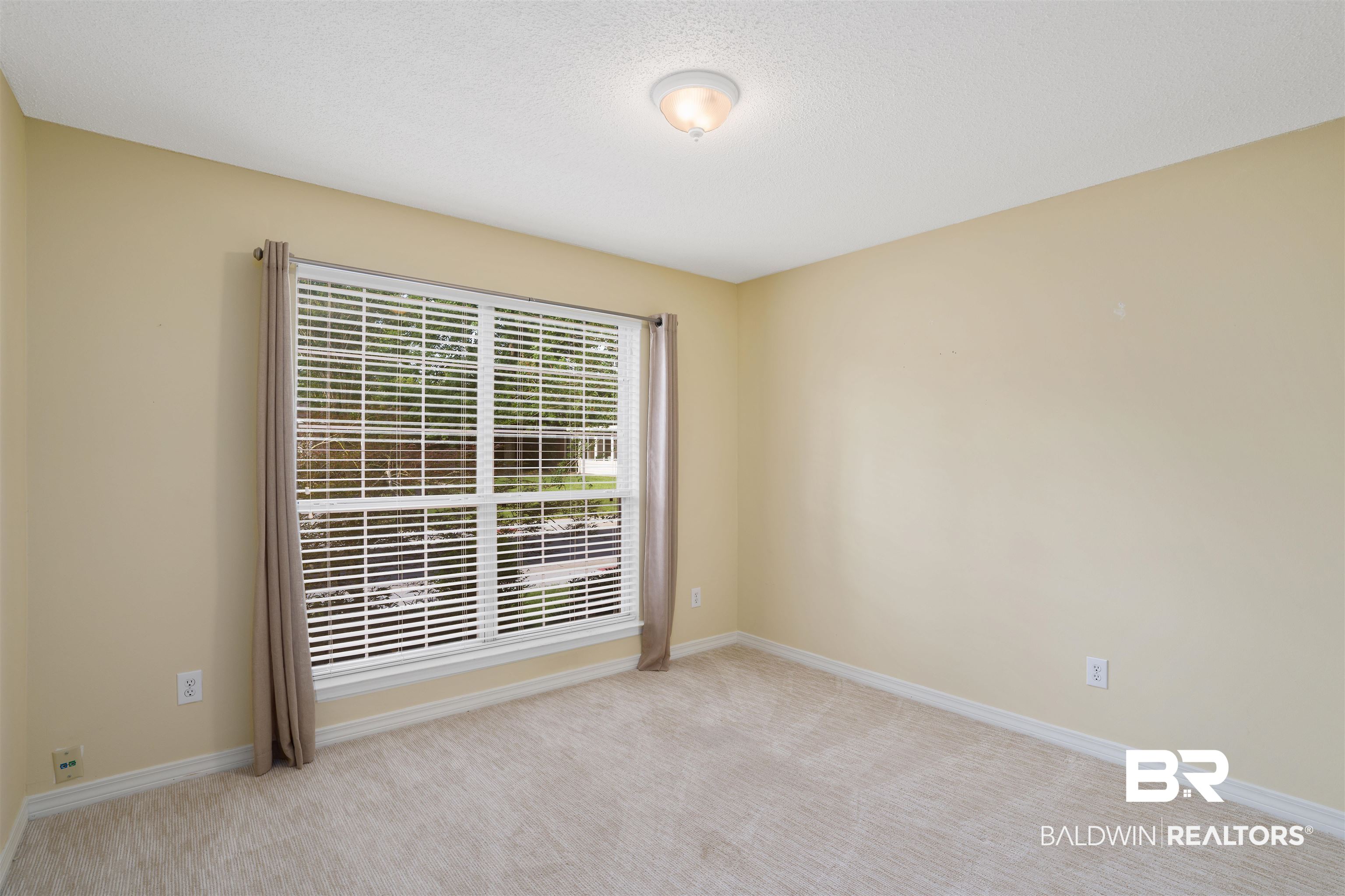 117 Davison Loop Fairhope, AL 36532 - Photo 11 of 24 Guest Bedroom 2