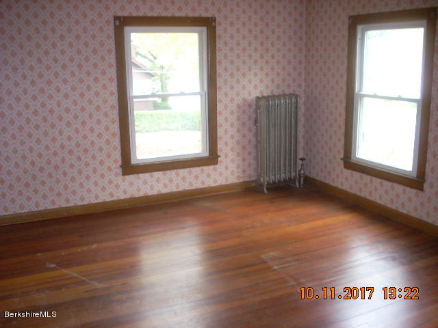 59 Holmes Road Pittsfield, MA 01201 - Photo 12 of 22 bed1